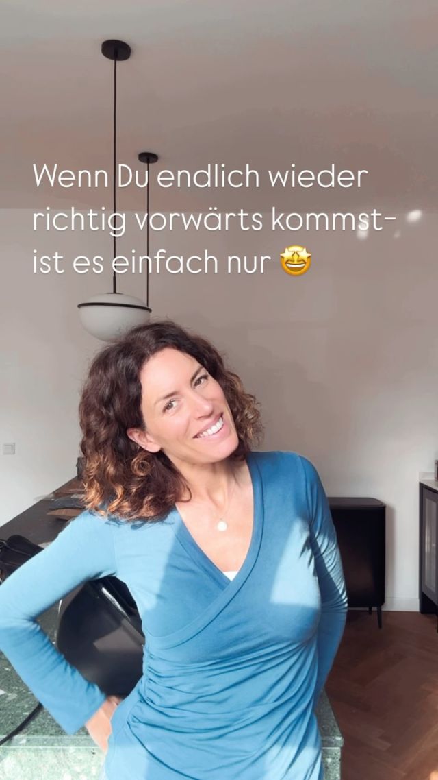 #update 
.
Ihr habt ja gesehen, außer Arbeit hab ich hier nicht viel geteilt- es ist und war einfach mega viel los. 
.
Das gepaart mit einer nicht enden wollenden Grippe, mit einem kurzen Ausflug ins Krankenhaus mit meinem Mini - eine wirklich „Cortisolreiche“ Zeit 😫
.
Aber seit gestern ist der Tag gekommen, an dem ich gesundheitlich mindestens wieder auf 85% bin und ich bin so fokussiert, wie lange nicht mehr. 
.
Das geht an Dich!! ❤️

Egal wo Du gerade steckst, egal wie lange schon oder wie tief und dunkel das ist- ich kann Dir sagen- da kommt immer ein Licht, auch wenn es manchmal dauert. Du schaffst das 💪🏼

Das geht raus an alle, die es gerade brauchen!! Ich mach die Arme für Dich auf!!! 
.
#solangedudichbewegst #motivation #dieliebezumdetail #aufbruchstattrückschritt #fokus #energie #beidehändefrei #fortschritt #glück #nurvorwärts #liebe